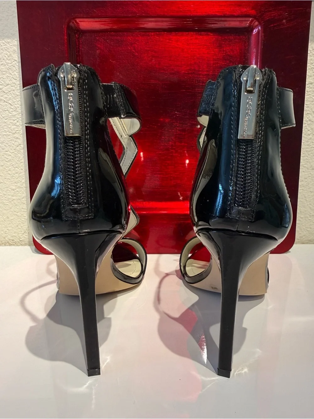 BCBG Black Patent High Heels Stiletto Sandals with Silver Accent BRAND NEW